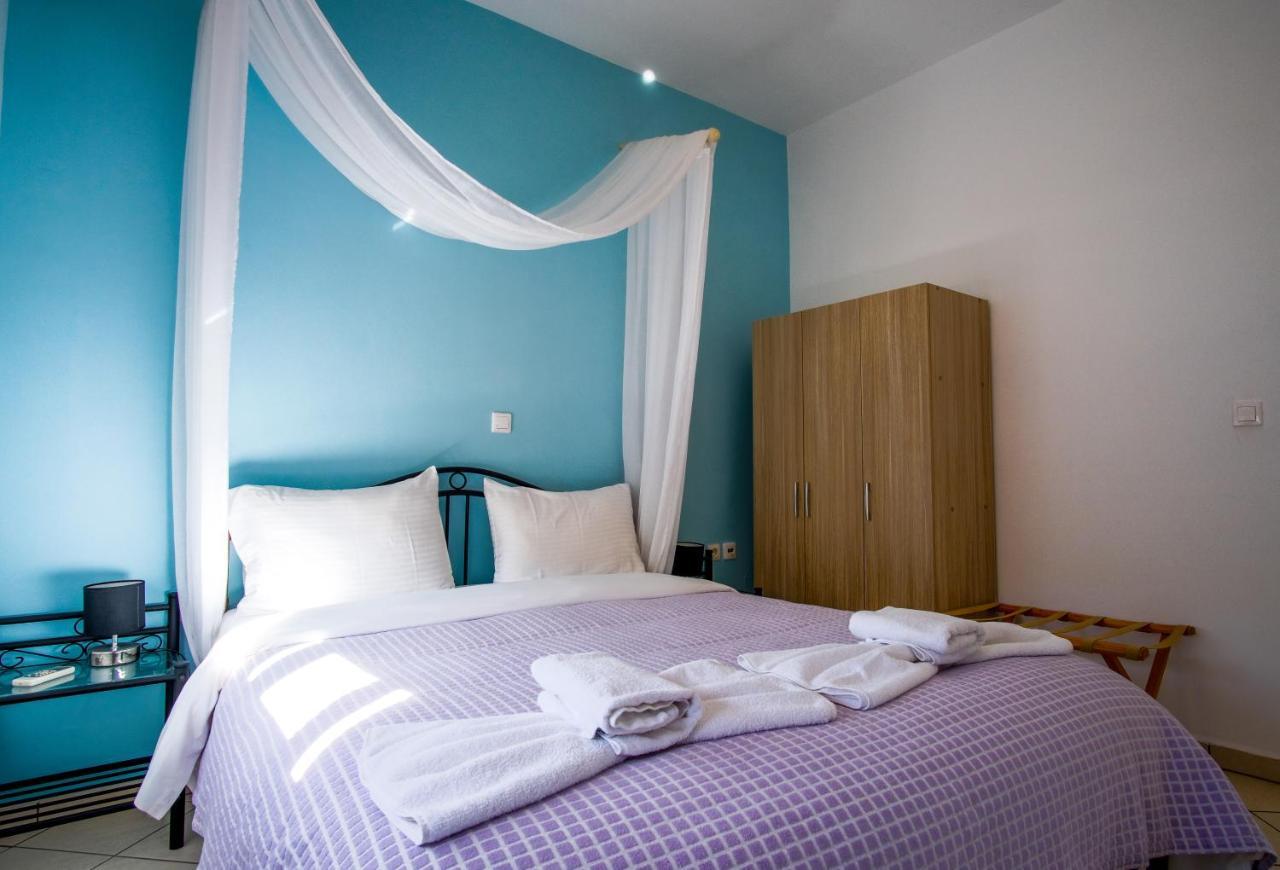Blue Villas Agia Marina  Exterior photo