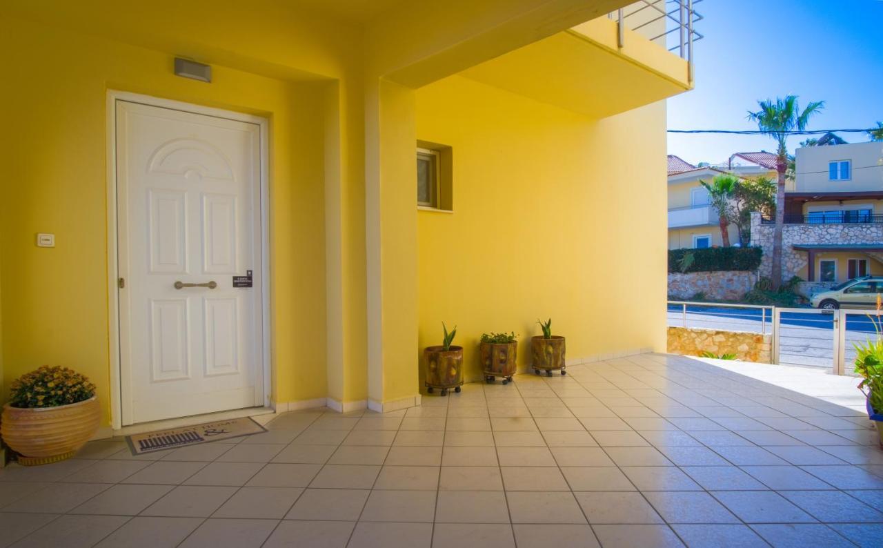 Blue Villas Agia Marina  Exterior photo